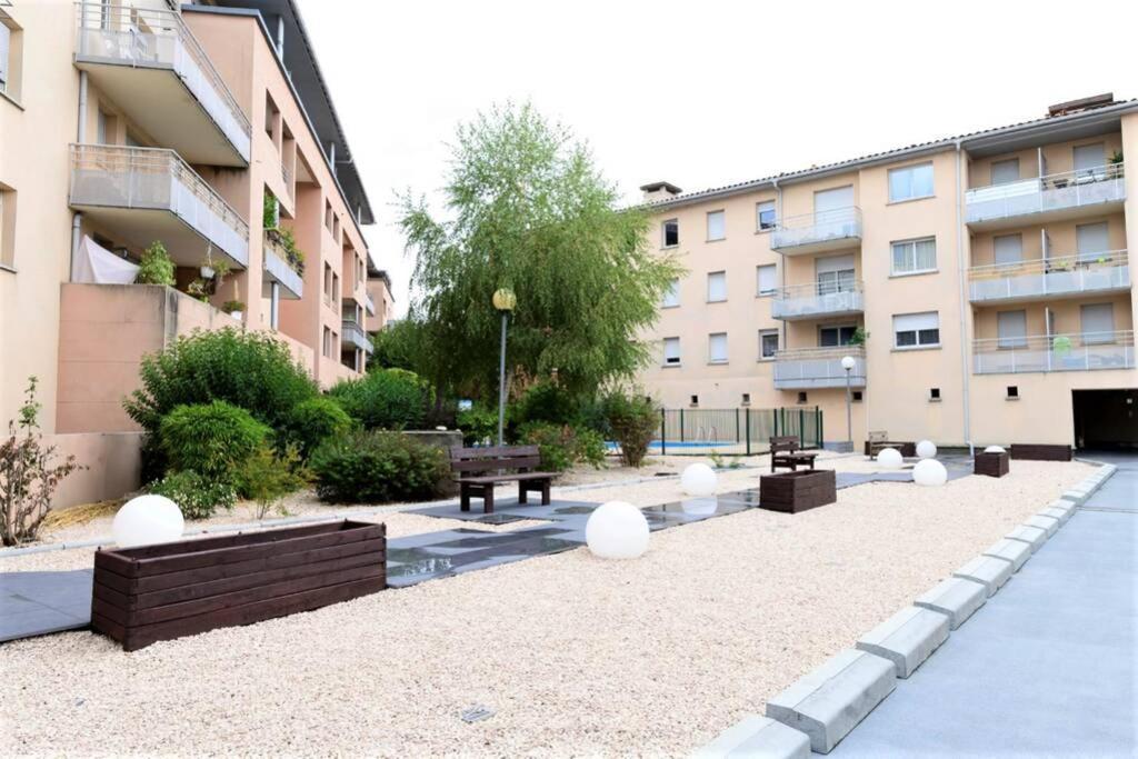 Le Montmorency - Free Parking - Airbus - Netflix *